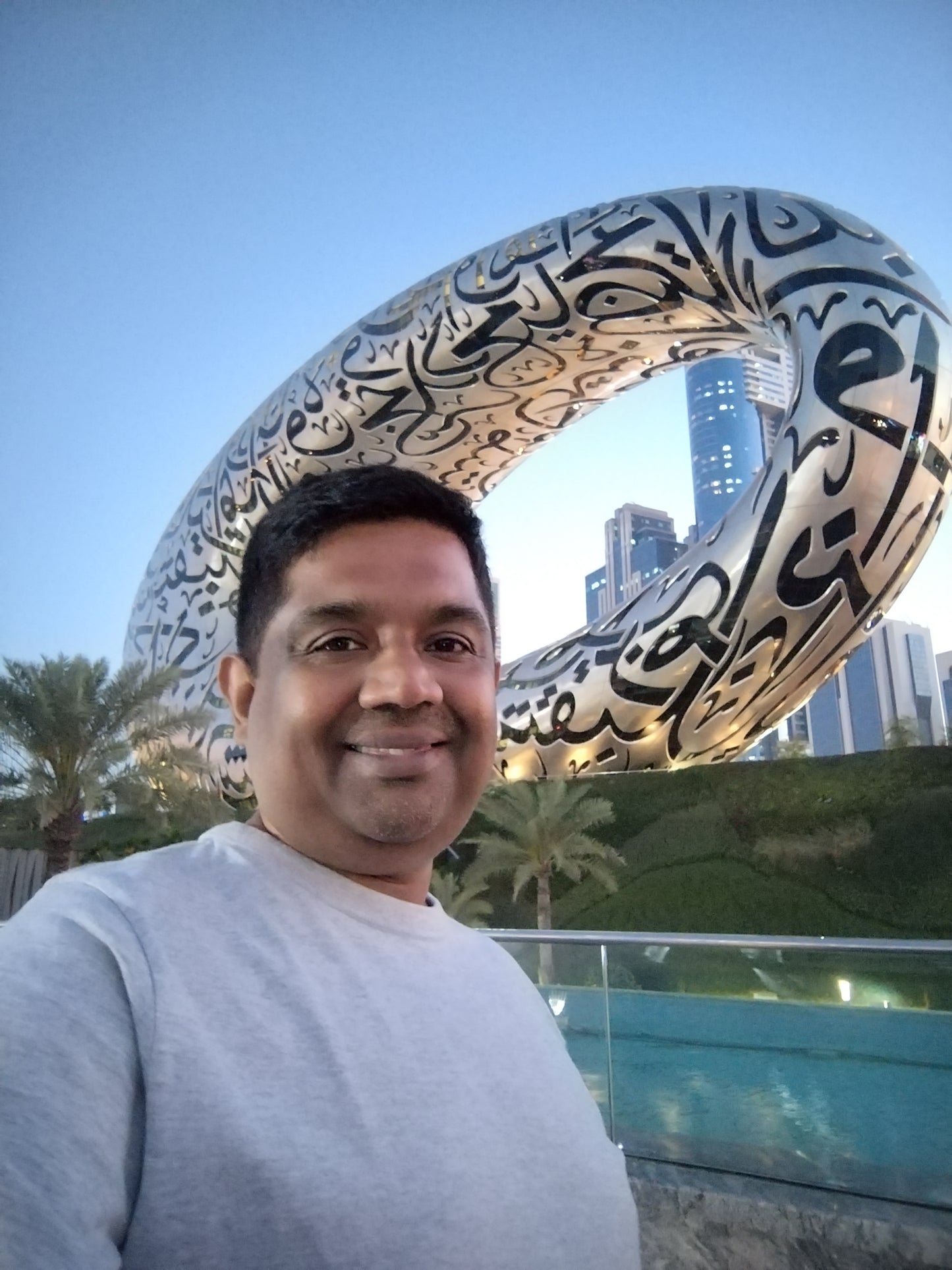 Start a Successful E-Com Store in Dubai (Downloadable Ebook)